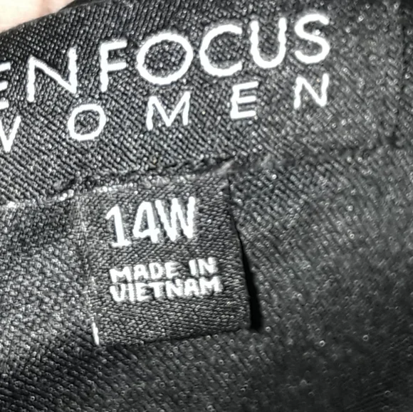 Pretty Polka Dot Dress Size 14W - Picture 3 of 4